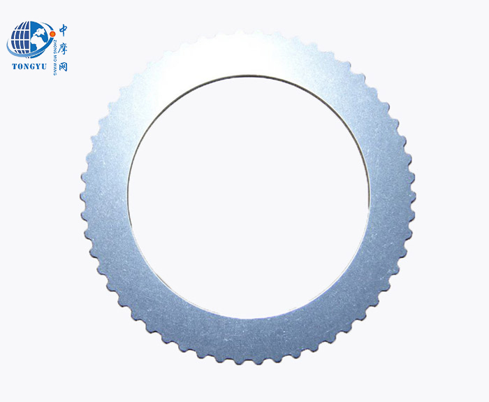 新手必看：汽车离合器摩擦片正确踩法，延长使用寿命